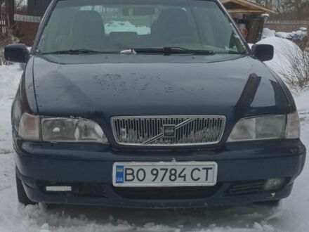 Синий Вольво В70, объемом двигателя 2 л и пробегом 345 тыс. км за 4700 $, фото 1 на Automoto.ua
