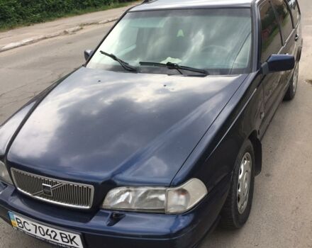 Синій Вольво V70, об'ємом двигуна 2.5 л та пробігом 500 тис. км за 1800 $, фото 1 на Automoto.ua
