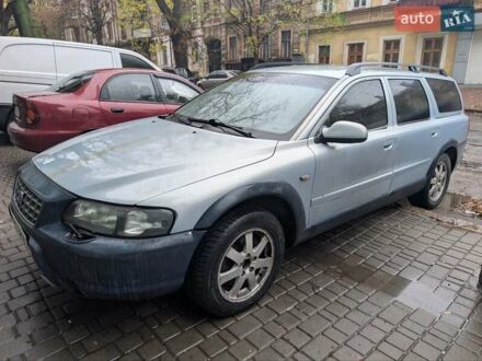 Синий Вольво В70, объемом двигателя 2.44 л и пробегом 190 тыс. км за 4490 $, фото 1 на Automoto.ua