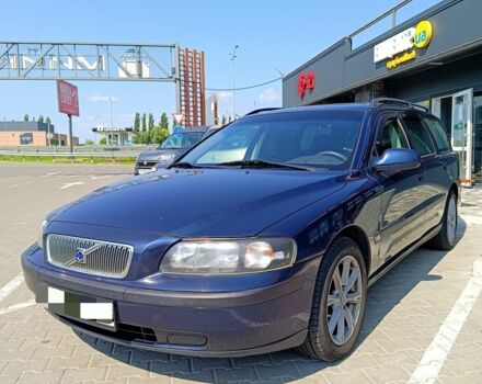 Синій Вольво V70, об'ємом двигуна 2.4 л та пробігом 400 тис. км за 2900 $, фото 1 на Automoto.ua