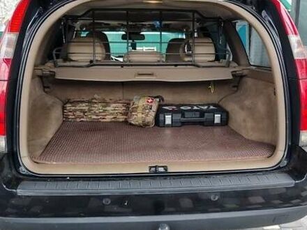 Синий Вольво В70, объемом двигателя 2.4 л и пробегом 377 тыс. км за 6400 $, фото 1 на Automoto.ua