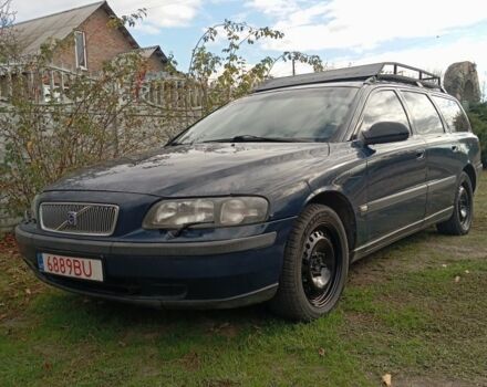 Синий Вольво В70, объемом двигателя 2 л и пробегом 590 тыс. км за 3600 $, фото 1 на Automoto.ua