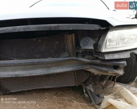 Синій Вольво V70, об'ємом двигуна 1.56 л та пробігом 253 тис. км за 4000 $, фото 1 на Automoto.ua