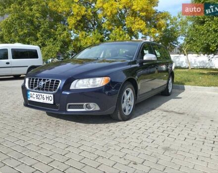 Синий Вольво В70, объемом двигателя 2.4 л и пробегом 270 тыс. км за 9900 $, фото 1 на Automoto.ua