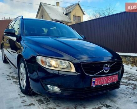 Синий Вольво В70, объемом двигателя 2 л и пробегом 246 тыс. км за 13777 $, фото 1 на Automoto.ua