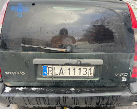 Зелений Вольво V70, об'ємом двигуна 2.45 л та пробігом 500 тис. км за 850 $, фото 2 на Automoto.ua