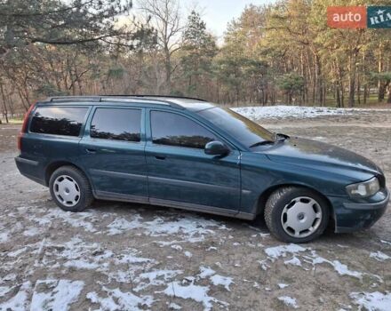 Зеленый Вольво В70, объемом двигателя 2.4 л и пробегом 380 тыс. км за 4500 $, фото 12 на Automoto.ua