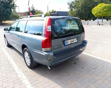 Зеленый Вольво В70, объемом двигателя 2.4 л и пробегом 400 тыс. км за 3000 $, фото 2 на Automoto.ua