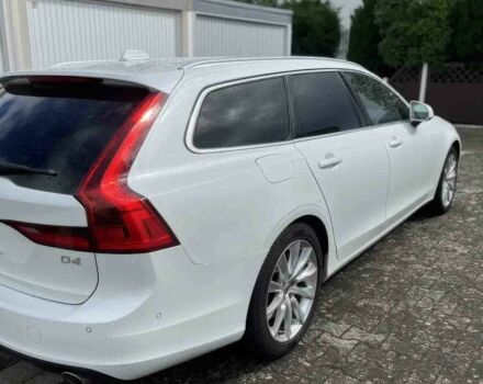 Белый Вольво В90, объемом двигателя 2 л и пробегом 76 тыс. км за 10300 $, фото 6 на Automoto.ua