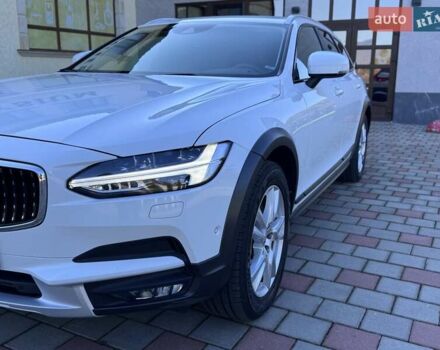 Белый Вольво В90, объемом двигателя 2 л и пробегом 242 тыс. км за 26300 $, фото 6 на Automoto.ua