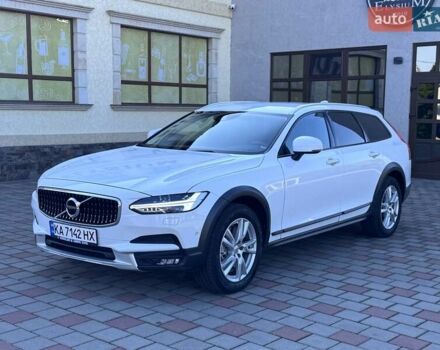 Белый Вольво В90, объемом двигателя 2 л и пробегом 242 тыс. км за 26300 $, фото 10 на Automoto.ua