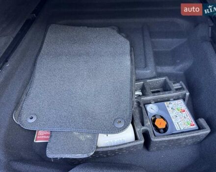 Белый Вольво В90, объемом двигателя 2 л и пробегом 242 тыс. км за 26300 $, фото 67 на Automoto.ua