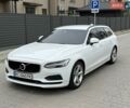 Белый Вольво В90, объемом двигателя 2 л и пробегом 400 тыс. км за 18000 $, фото 1 на Automoto.ua