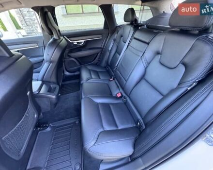 Белый Вольво В90, объемом двигателя 2 л и пробегом 242 тыс. км за 26300 $, фото 63 на Automoto.ua