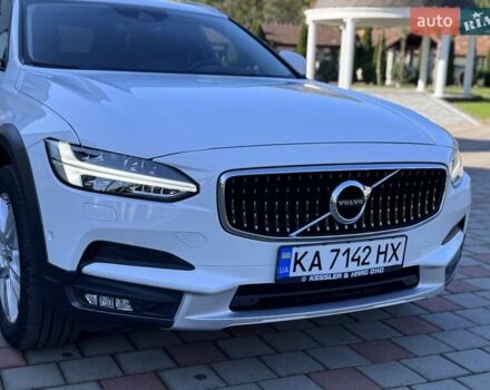 Белый Вольво В90, объемом двигателя 2 л и пробегом 242 тыс. км за 26300 $, фото 15 на Automoto.ua