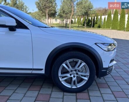 Белый Вольво В90, объемом двигателя 2 л и пробегом 242 тыс. км за 26300 $, фото 23 на Automoto.ua