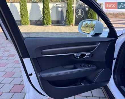 Белый Вольво В90, объемом двигателя 2 л и пробегом 242 тыс. км за 26300 $, фото 55 на Automoto.ua