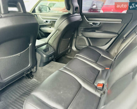 Білий Вольво В90, об'ємом двигуна 2 л та пробігом 240 тис. км за 19700 $, фото 30 на Automoto.ua