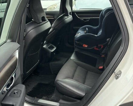 Белый Вольво В90, объемом двигателя 1.97 л и пробегом 135 тыс. км за 31800 $, фото 12 на Automoto.ua