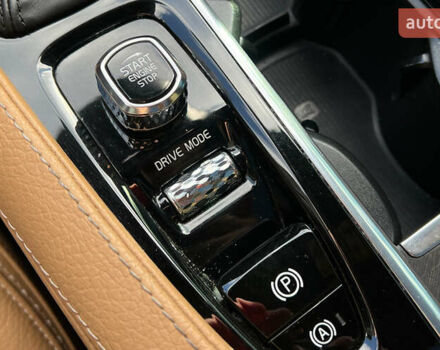 Белый Вольво В90, объемом двигателя 1.97 л и пробегом 59 тыс. км за 36900 $, фото 18 на Automoto.ua