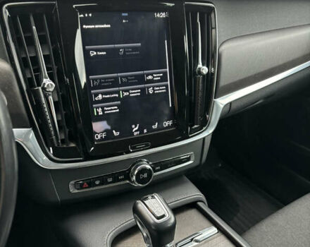 Белый Вольво В90, объемом двигателя 1.97 л и пробегом 135 тыс. км за 31800 $, фото 10 на Automoto.ua