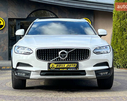 Белый Вольво В90, объемом двигателя 1.97 л и пробегом 59 тыс. км за 36900 $, фото 1 на Automoto.ua