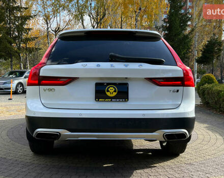 Белый Вольво В90, объемом двигателя 1.97 л и пробегом 59 тыс. км за 36900 $, фото 5 на Automoto.ua