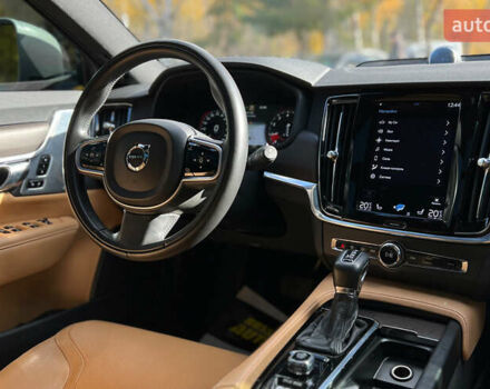 Белый Вольво В90, объемом двигателя 1.97 л и пробегом 59 тыс. км за 36900 $, фото 21 на Automoto.ua