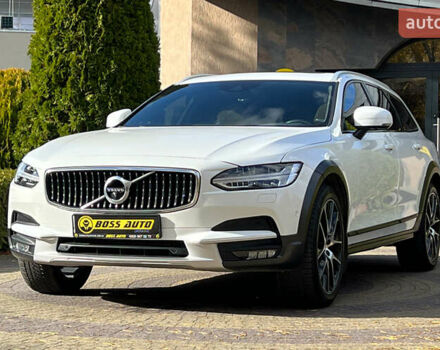 Белый Вольво В90, объемом двигателя 1.97 л и пробегом 59 тыс. км за 36900 $, фото 2 на Automoto.ua