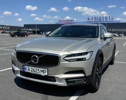 Бежевий Вольво В90, об'ємом двигуна 2 л та пробігом 119 тис. км за 31500 $, фото 1 на Automoto.ua