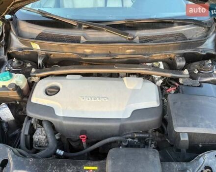 Черный Вольво В90, объемом двигателя 2.4 л и пробегом 285 тыс. км за 2800 $, фото 13 на Automoto.ua