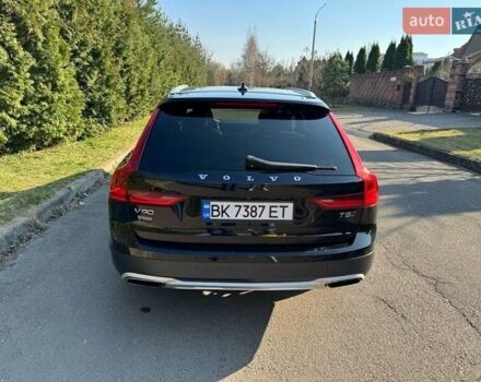 Черный Вольво В90, объемом двигателя 1.97 л и пробегом 214 тыс. км за 24700 $, фото 6 на Automoto.ua