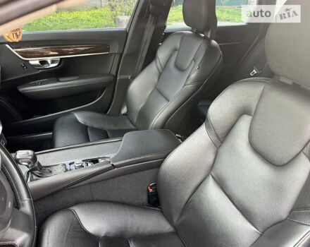 Вольво В90 2017 в Тростянец на Automoto.ua Черный Вольво В90, объемом двигателя 1.97 л и пробегом 460 тыс. км за 21000 $, фото 21 на Automoto.ua