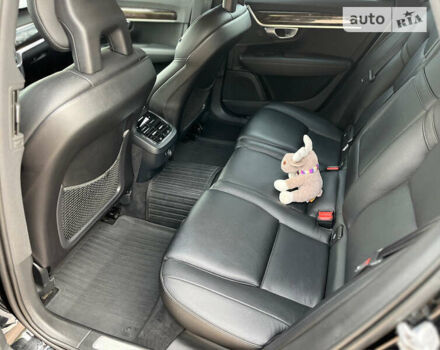 Вольво В90 2017 в Тростянец на Automoto.ua Черный Вольво В90, объемом двигателя 1.97 л и пробегом 460 тыс. км за 21000 $, фото 12 на Automoto.ua