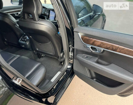 Вольво В90 2017 в Тростянец на Automoto.ua Черный Вольво В90, объемом двигателя 1.97 л и пробегом 460 тыс. км за 21000 $, фото 9 на Automoto.ua