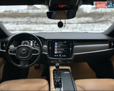 Черный Вольво В90, объемом двигателя 1.97 л и пробегом 263 тыс. км за 28900 $, фото 6 на Automoto.ua