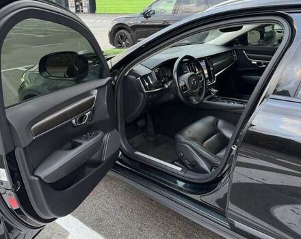 Вольво В90 2017 в Киеве на Automoto.ua Черный Вольво В90, объемом двигателя 1.97 л и пробегом 250 тыс. км за 24500 $, фото 3 на Automoto.ua