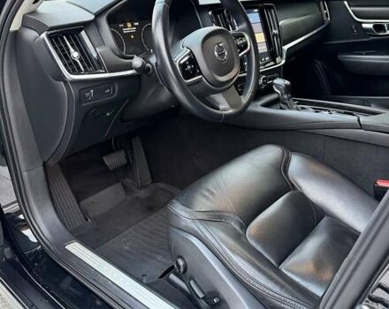 Вольво В90 2017 в Киеве на Automoto.ua Черный Вольво В90, объемом двигателя 1.97 л и пробегом 250 тыс. км за 24500 $, фото 8 на Automoto.ua