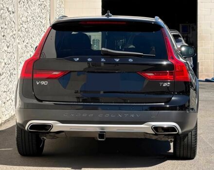 Черный Вольво В90, объемом двигателя 2 л и пробегом 44 тыс. км за 4100 $, фото 4 на Automoto.ua