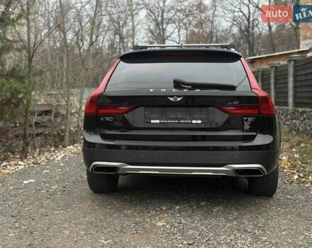Черный Вольво В90, объемом двигателя 2 л и пробегом 152 тыс. км за 31777 $, фото 3 на Automoto.ua