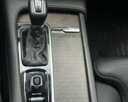 Черный Вольво В90, объемом двигателя 2 л и пробегом 152 тыс. км за 28900 $, фото 24 на Automoto.ua