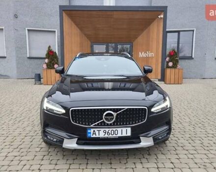 Черный Вольво В90, объемом двигателя 2 л и пробегом 115 тыс. км за 38000 $, фото 15 на Automoto.ua