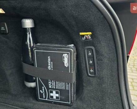 Черный Вольво В90, объемом двигателя 2 л и пробегом 115 тыс. км за 38000 $, фото 42 на Automoto.ua