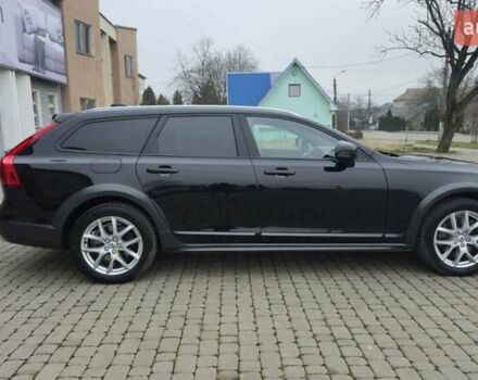 Черный Вольво В90, объемом двигателя 2 л и пробегом 115 тыс. км за 38000 $, фото 7 на Automoto.ua