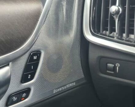 Черный Вольво В90, объемом двигателя 2 л и пробегом 115 тыс. км за 38000 $, фото 36 на Automoto.ua