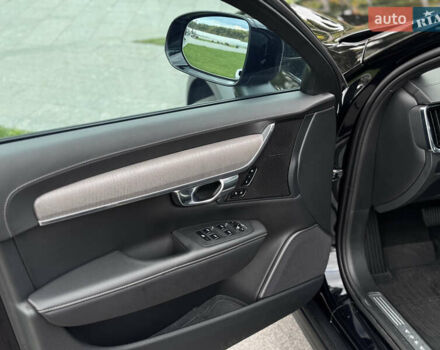 Чорний Вольво В90, об'ємом двигуна 2 л та пробігом 46 тис. км за 52990 $, фото 16 на Automoto.ua