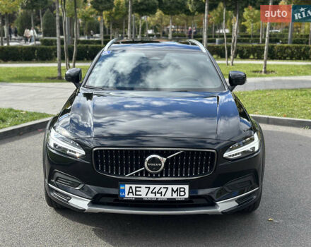 Чорний Вольво В90, об'ємом двигуна 2 л та пробігом 46 тис. км за 52990 $, фото 5 на Automoto.ua