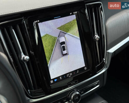 Чорний Вольво В90, об'ємом двигуна 2 л та пробігом 46 тис. км за 52990 $, фото 43 на Automoto.ua