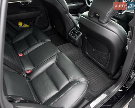 Чорний Вольво В90, об'ємом двигуна 2 л та пробігом 46 тис. км за 52990 $, фото 36 на Automoto.ua