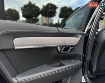 Чорний Вольво В90, об'ємом двигуна 2 л та пробігом 46 тис. км за 52990 $, фото 26 на Automoto.ua